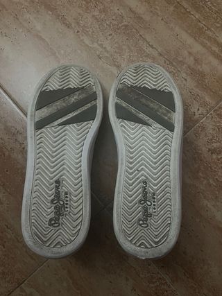 Zapatillas Pepe Jeans London Blancas y Plata Mujer