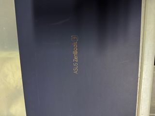 ASUS ZenBook Portátil Negro/Azul Marino