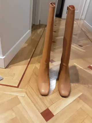 Botas Dansi piel camel talla 39 sin estrenar