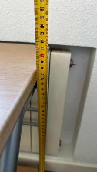 Mesa de ordenador pequeña