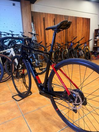 Bici Carretera Eléctrica Wilier Garda 105 Di2