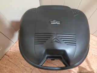 Baúl Moto 31L Negro y Rojo NUEVO