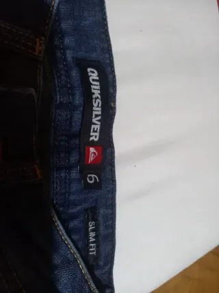 Vaqueros Quiksilver niño talla 6