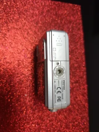 Cámara Pentax Optio 50 Plata 5.0 Megapíxeles