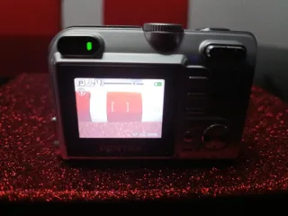 Cámara Pentax Optio 50 Plata 5.0 Megapíxeles