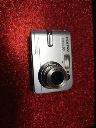 Cámara Pentax Optio 50 Plata 5.0 Megapíxeles