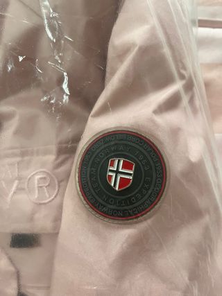 Plumas rosa Norway invierno. Precio negociable