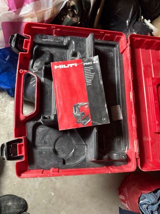 Caja Hilti Láser PMC 46