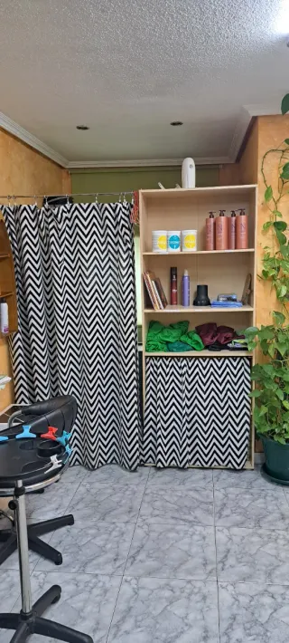 Traspaso negociable de peluqueria de señoras