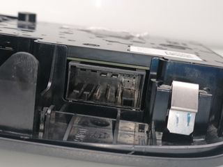 LUZ INTERIOR BMW SERIE 1 BERLINA (E81/E87) (4)