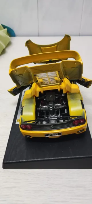 Maqueta Ferrari F50 Amarillo 1995