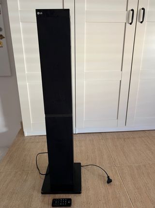Torre de sonido LG Negra