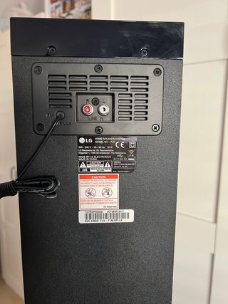 Torre de sonido LG Negra