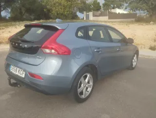Volvo V40 2018
