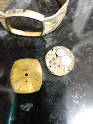 Esfera Omega Constellation Antimagnética Dorada