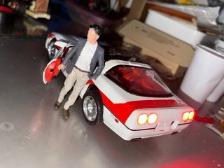 Coche a escala 1/18 Chevrolet corvette