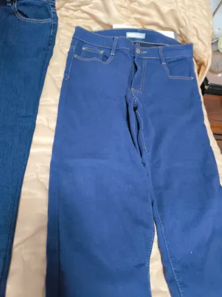 Lote 4 Pantalones y Blusas para victoria