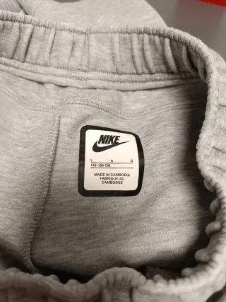 Nike Tech Fleece niño L.