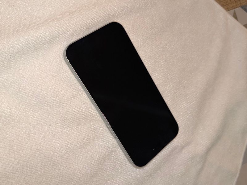 iPhone 15 Seminuevo afbeelding 4