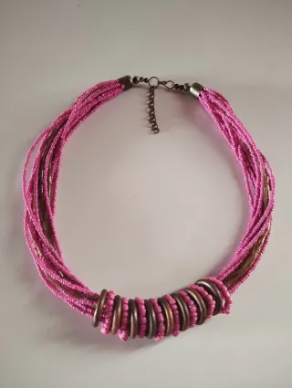 Collar de cuentas rosa y oro