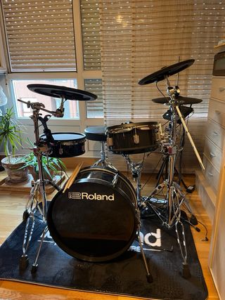 Batería Electrónica Roland VAD 103