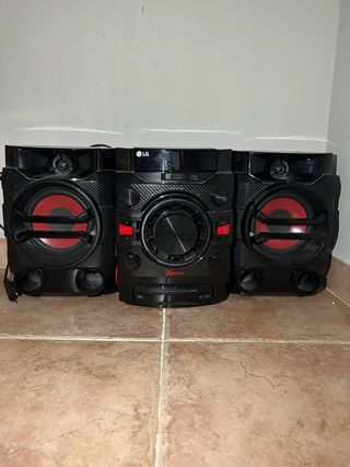 LG XBOOM CM4360 Mini Hi-Fi Altavoces