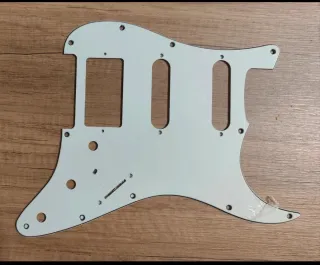 4 Battipenna SSH per chitarra