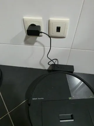 Aspirador Robô iRobot Roomba 205