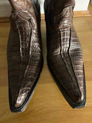 Botas de Vaquero Marrones.Tacón Cubano 5 cms.