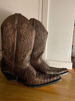 Botas de Vaquero Marrones.Tacón Cubano 5 cms.