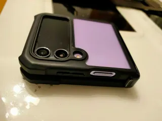 Samsung Galaxy Z Flip4 Negro/Morado