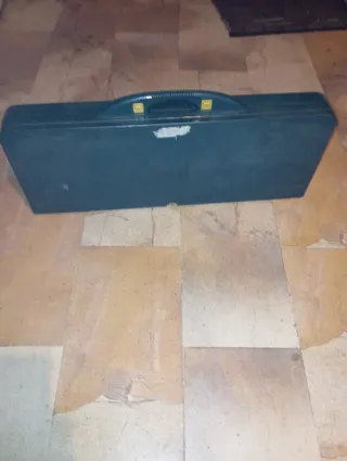 Tavolo e 4 sedie pieghevoli da campeggio