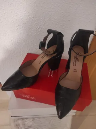 Zapatos tacón Caffè Nero negros