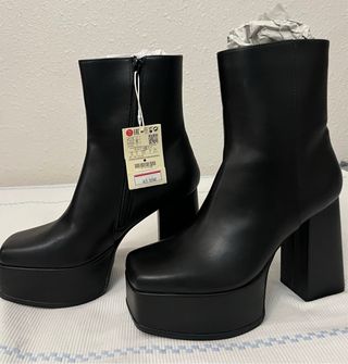 Botas Nuevas Plataforma Negras Bershka
