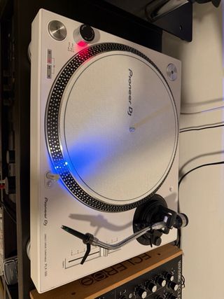 Pareja de tocadiscos Pioneer PLX-500 blancos