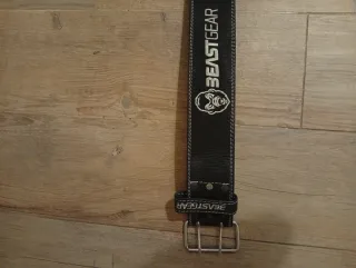 Cinturón Powerlifting Beastgear Negro
