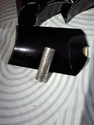 Pinta labios vintage plata grabado