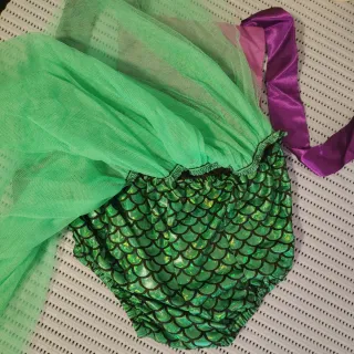 Conjunto Bebé Ariel con muñeca