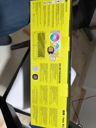 Corsair iCUE LINK TITAN 360 RX RGB