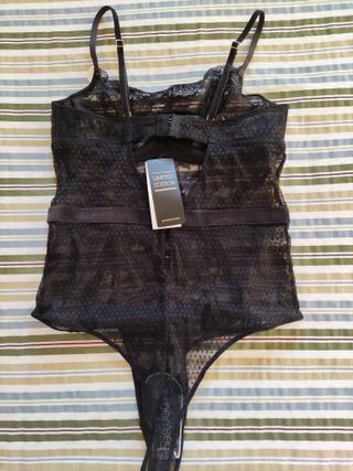 Body encaje negro y dorado 90B