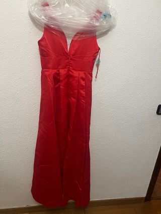Vestido rojo nuevo