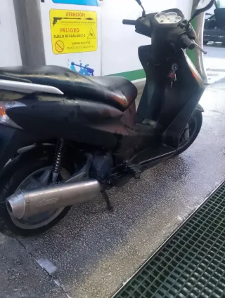 Honda Dylan 150 Negra Scooter Automática