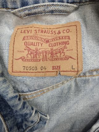 VAQUERA LEVIS