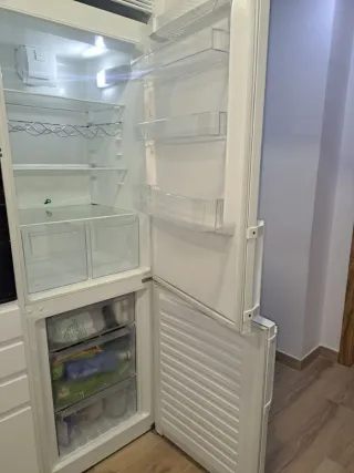 Frigorífico Combi 183 cm Blanco. Recoger 22/02/26