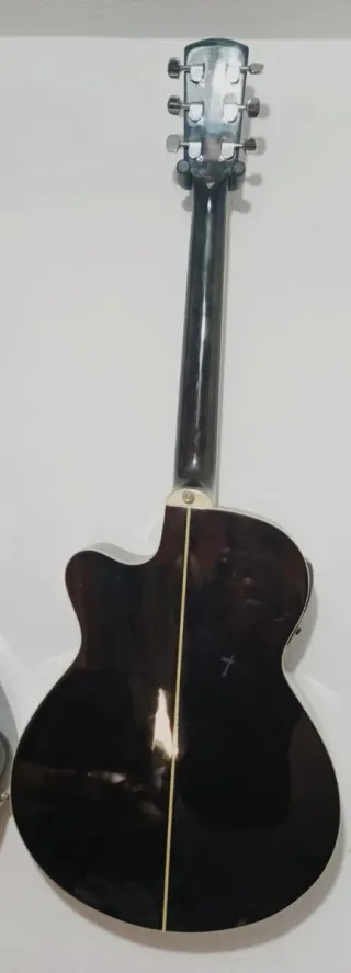 Guitarra Electroacústica Academy Negra