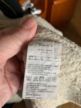 Parka negra mujer con borreguito interior