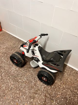Quad Eléctrico Infantil Mercedes Benz 12V