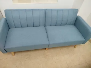 Sofá azul sin usar Se hace cama