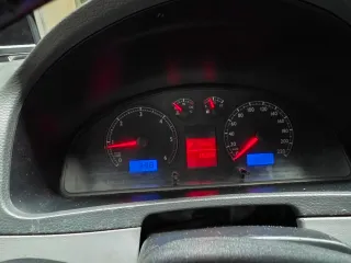 VOLKSWAGEN T5 MULTIVAN