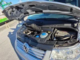 VOLKSWAGEN T5 MULTIVAN